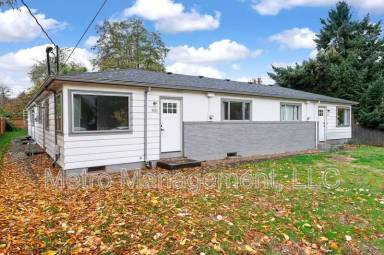 Main picture of 8307-8317 N Fowler Ave