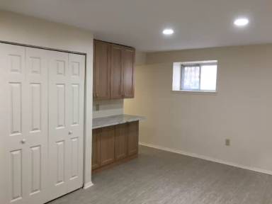 Main picture of 810 Saint Paul St