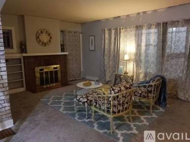 Main picture of 2310 N Park Rd