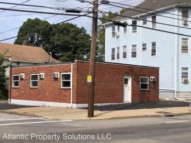 Main picture of 404 Smithfield Ave