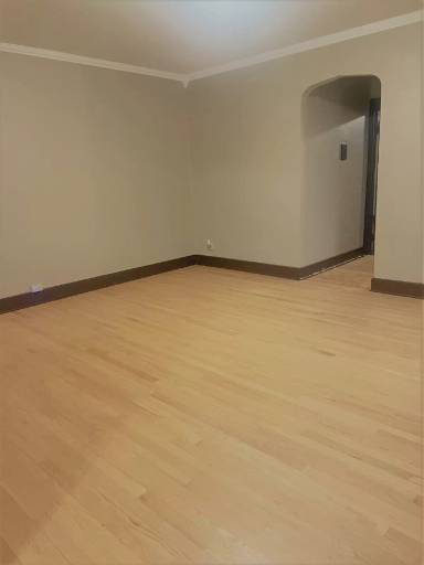 Main picture of 1802 W Genesee St