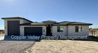 Main picture of 20293 W Hazelwood St