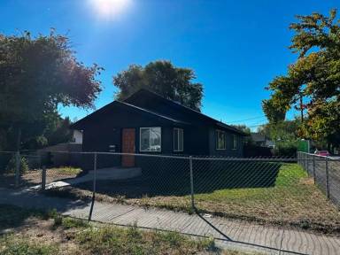 Main picture of 2242 Garden Ave