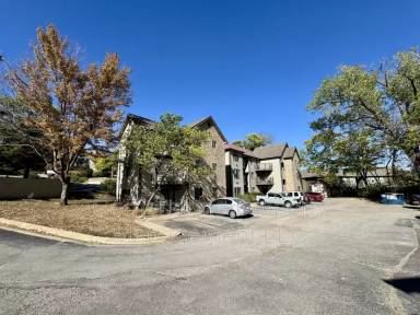 Main picture of 1008 & 1010 Emery Rd