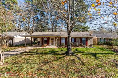 Main picture of 9421 Jessica Dr