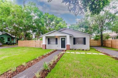 Main picture of 5802 N Suwanee Ave