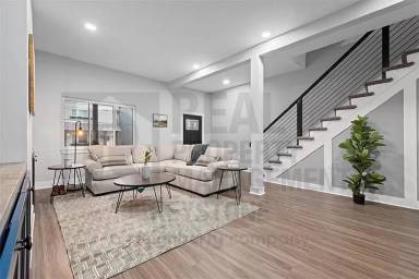 Main picture of 6319 Saint Marie St