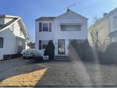 Main picture of 4995 E 110th St