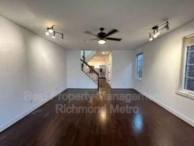 Main picture of 2605 W Main St