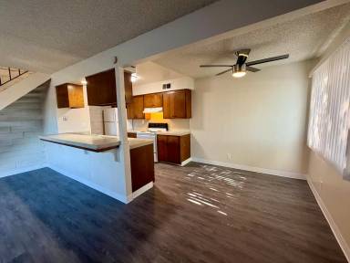 Main picture of 3260 Alexander Dr