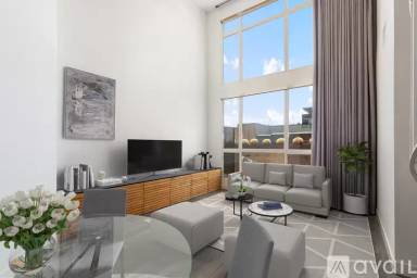 Main picture of 602 W Fir St