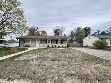 Main picture of 424 Chippewa Trl