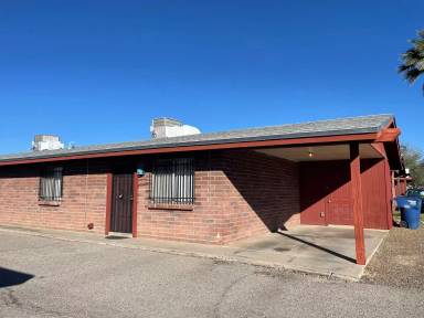 Main picture of 2939 N Palo Verde Ave