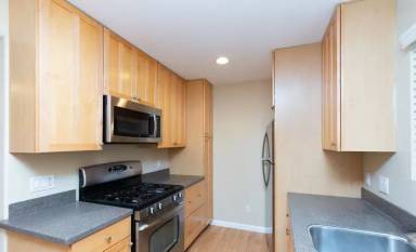 Main picture of 828 S Magnolia Ave