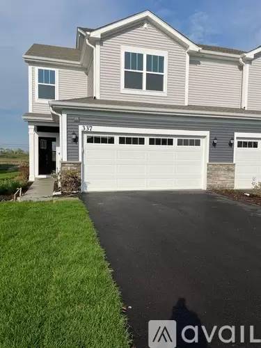 Main picture of 337 Red Oak Cir