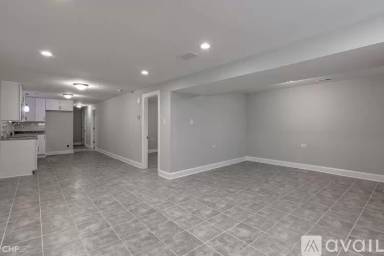 Main picture of 7522 S Langley Ave