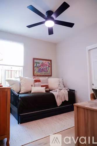 Main picture of 106 McNamee Dr