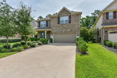 Main picture of 18 Wood Drake Pl