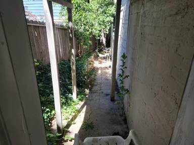 Main picture of 102 Mainhart Dr