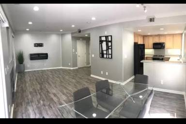 Main picture of 567 Marble Arch Ave