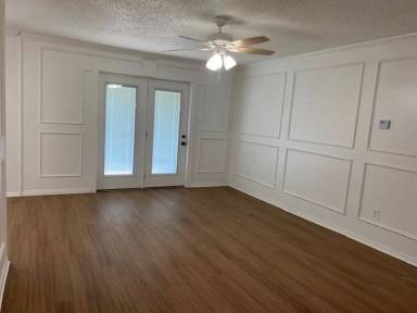 Main picture of 324 NW Summercrest Blvd
