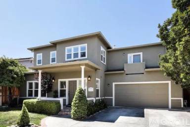 Main picture of 206 Sunnyside Ave