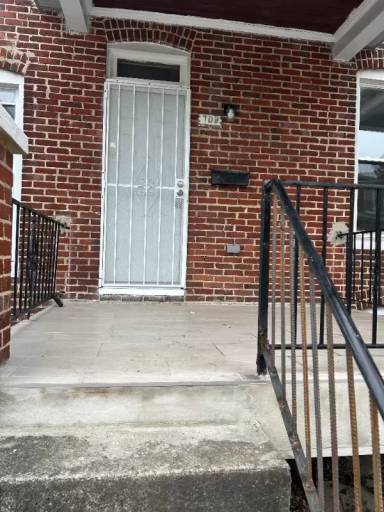 Main picture of 709 Denison St