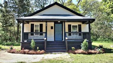 Main picture of 217 W Shannonhouse St