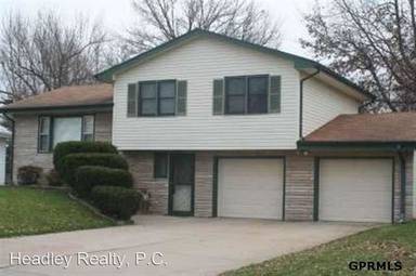 Main picture of 3705 Groves Rd