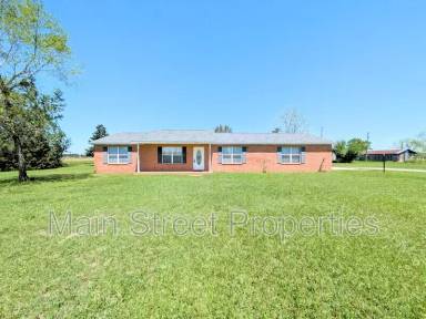 Main picture of 2410 Chance Rd