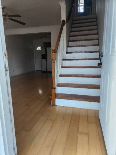 Main picture of 5904 Oak Rd
