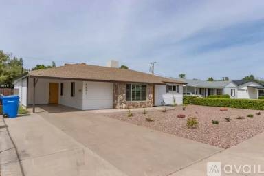 Main picture of 5802 N 11th Pl