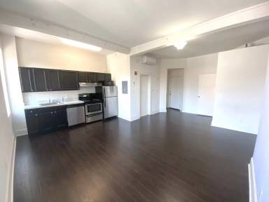 Main picture of 1210 Saint Paul St