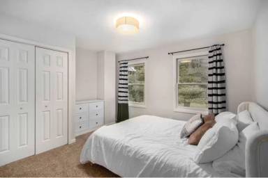 Main picture of 8041 N 39th St
