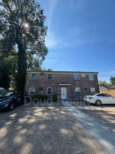Main picture of 1125 Meads Rd