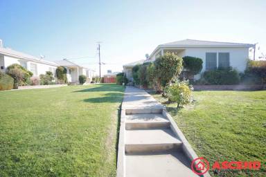 Main picture of 1906 Carrere St