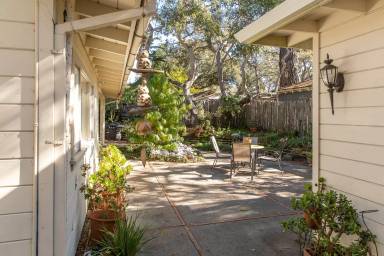 Main picture of 25975 Junipero Ave