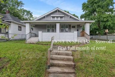 Main picture of 801 N Dearborn St