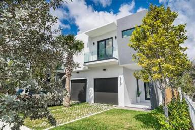 Main picture of 2937 SW 21st St