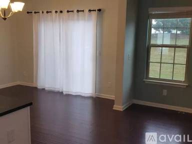 Main picture of 212 Alderside Pl