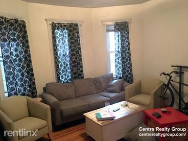 Main picture of 348 Faneuil St