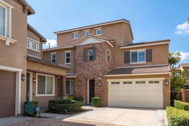 Main picture of 314 W Pebble Creek Ln