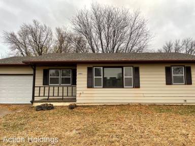 Main picture of 3203 State St