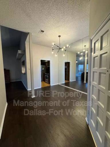 Main picture of 6308 Winton St