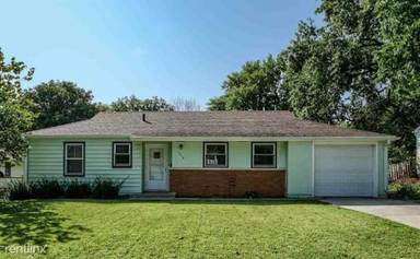 Main picture of 3615 Pawnee St