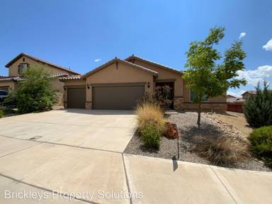 Main picture of 3802 Los Altos Ave NE