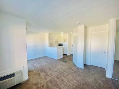 Main picture of 3950 Cleveland Ave