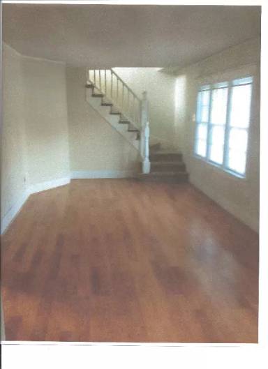 Main picture of 581 N Euclid Ave