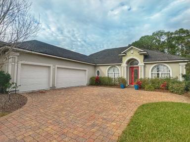 Main picture of 456 Gallardo Cir