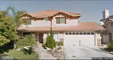 Main picture of 16569 China Berry Ct